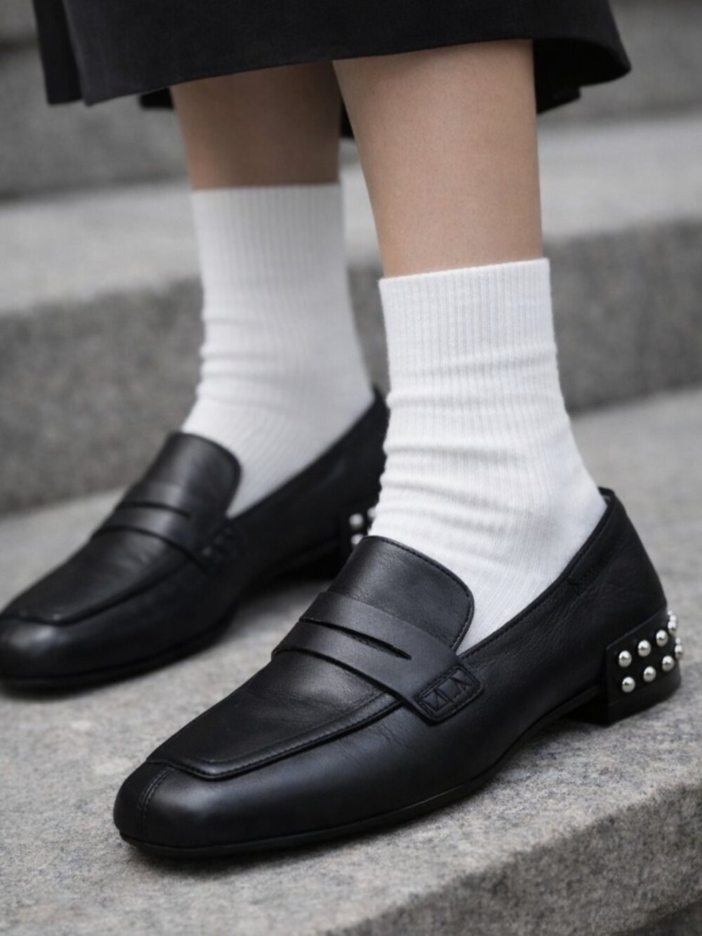 Aquatalia Black Leather Loafers Studded Heel Italy Slip On Flats Women’s Sze 8.5